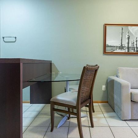 OTH1603 Flat na Ilha do Leite, Recife, um quarto. Fica em um dos mais importantes polos médicos do país Exterior foto